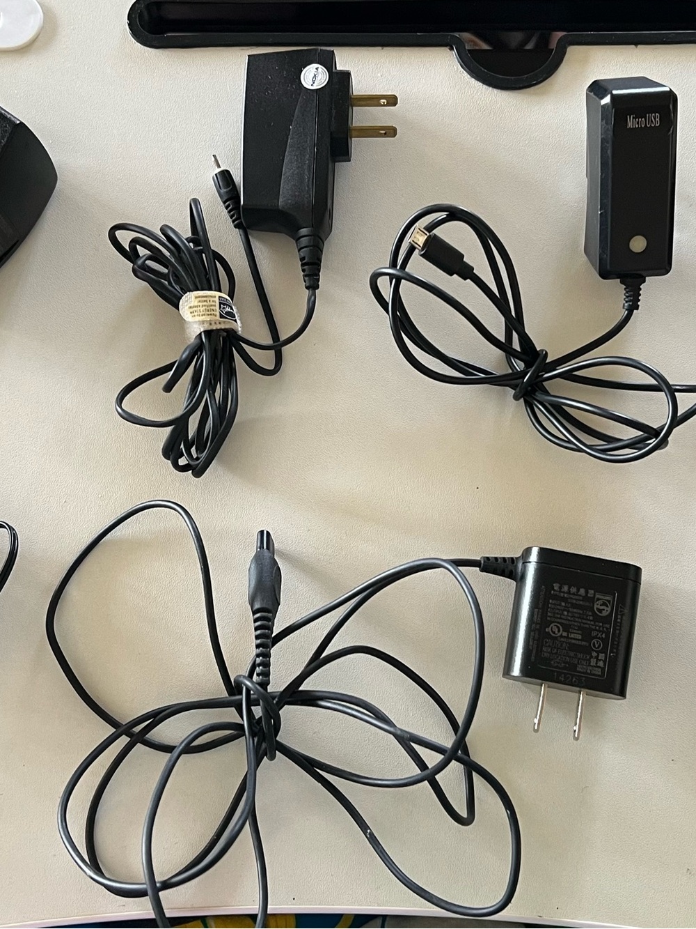 Black Universal Cell Phone Charger and USB Cables-price of Each